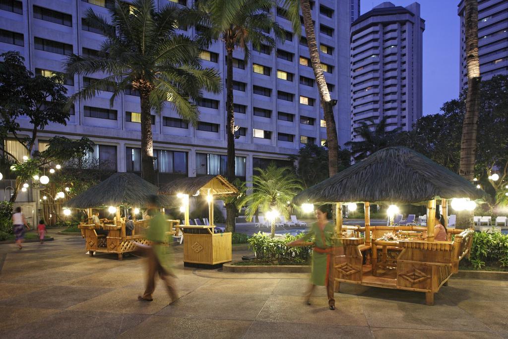 Отель Intercontinental Manila Макати Экстерьер фото