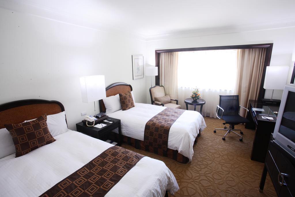 Отель Intercontinental Manila Макати Номер фото