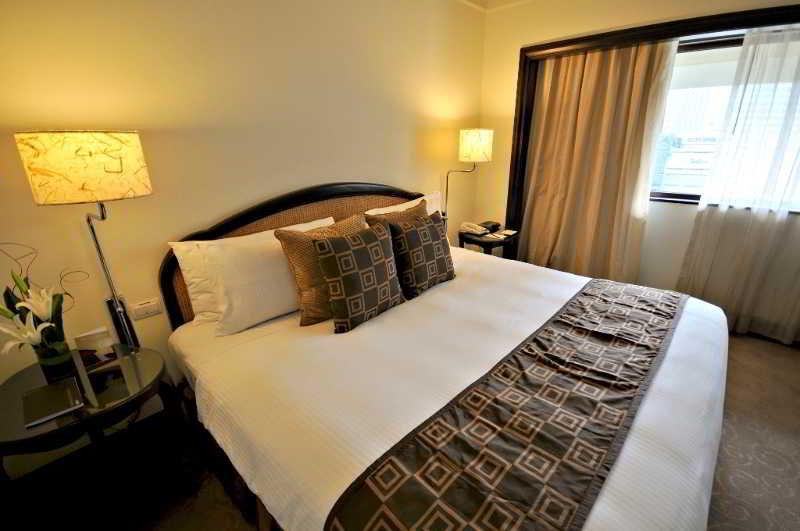 Отель Intercontinental Manila Макати Номер фото